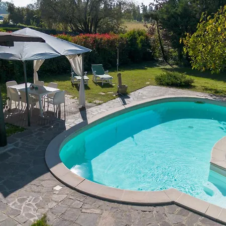 Schatz Con Piscina Privata Feriehus